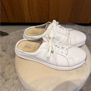 Naot Women's White Leather Sneakers